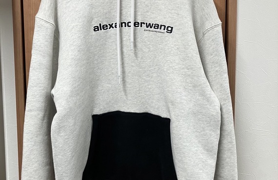 アレキサンダーワン パーカーの高価買取は買取大吉！！お任せください^_^