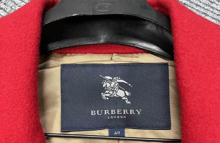 Burberryのコートお買取致します！！ジャケット・ワンピースなども高価買取致しましす！！