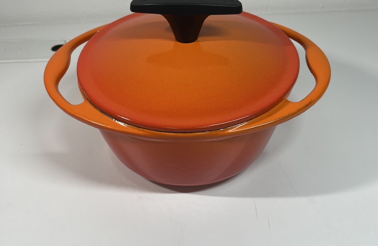 ル・クルーゼ LE CREUSET ココットロンド 鍋のお買取致します！！