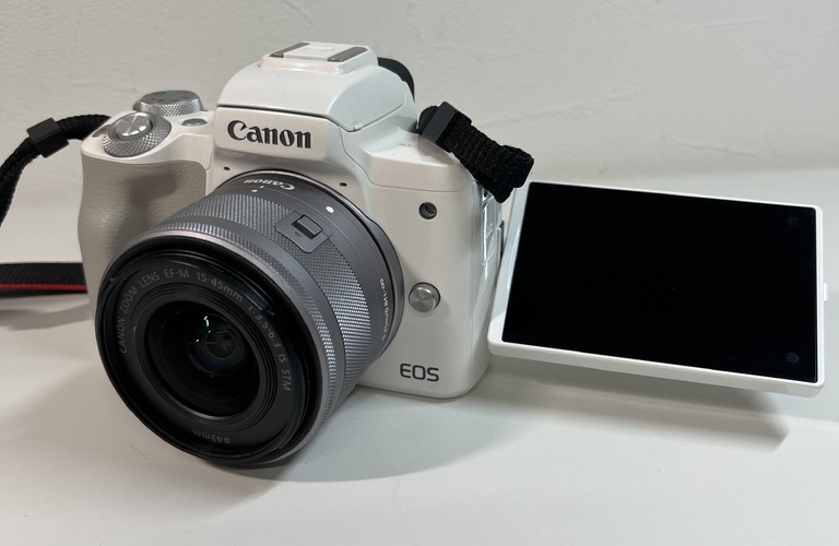 Canon EOS KISS Mの高価買取致します！！カメラも買取大吉にお任せ！！