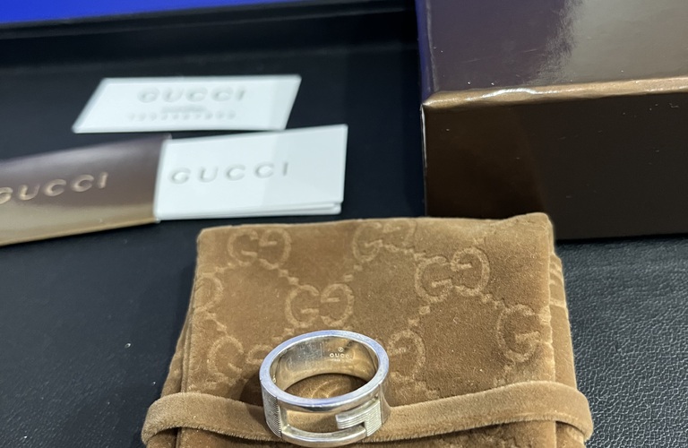 GUCCI ブランテッド Gロゴ シルバーリングをお買取させて頂きました！！