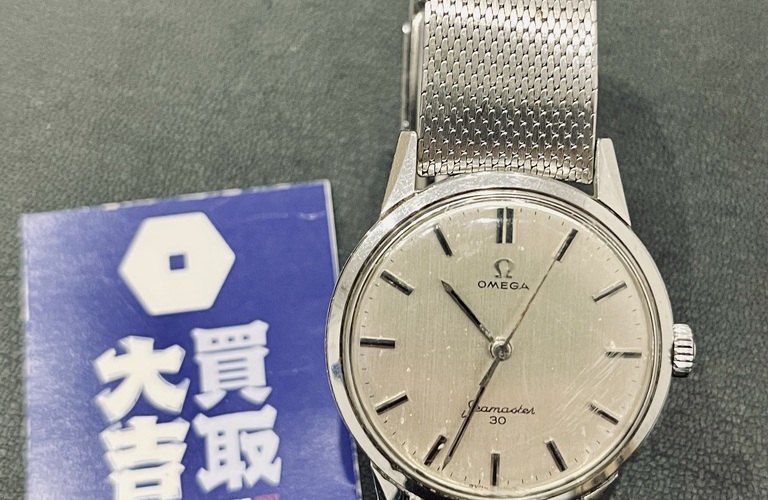 オメガ シーマスター 30手巻き SSの時計