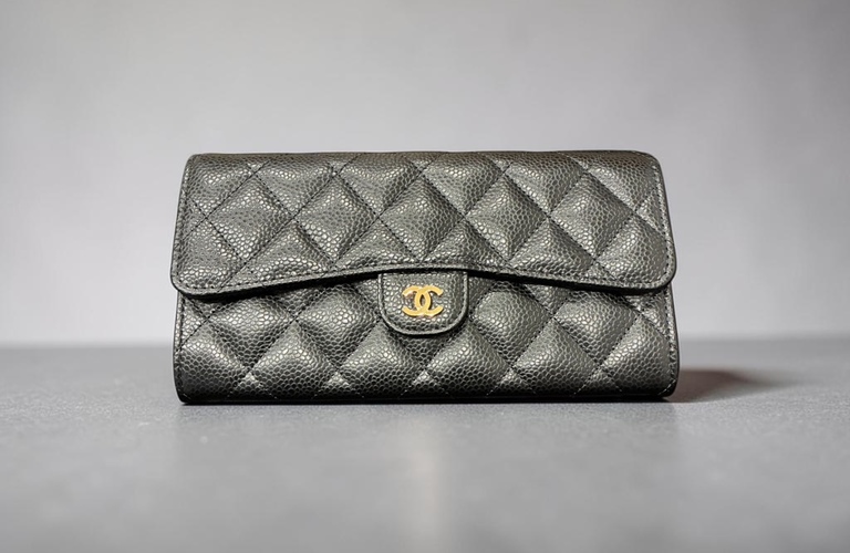 【CHANEL キャビアスキン 長財布をお買取しました】！！！