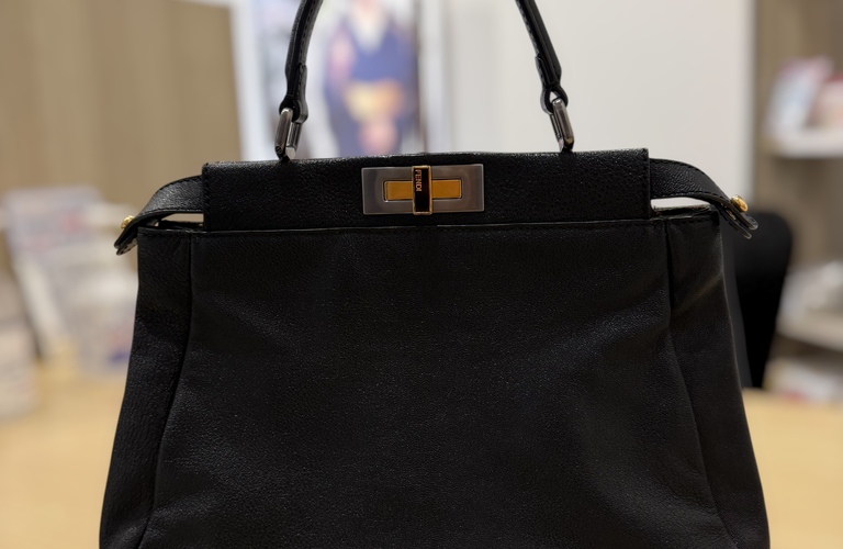 【FENDI ピーカブー ハンドバッグをお買取りしました】