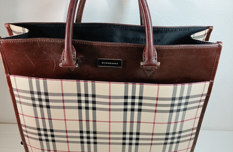 Burberryのバッグなら買取大吉 墨田菊川駅前店へGoGoGo！！！