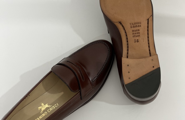 TANINO CRISCI/タニノクリスチーのお買取ならお任せください！！