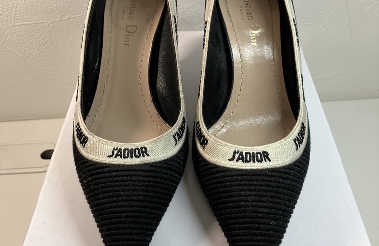 ジャディオールのパンプスの買取は、買取大吉 墨田菊川駅前店にお任せ下さい