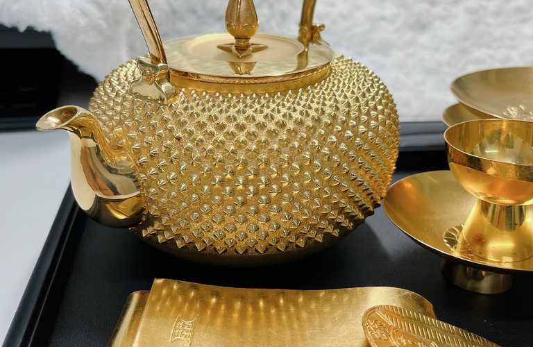 金瓶の買取は買取大吉！！高価買取致します！！！